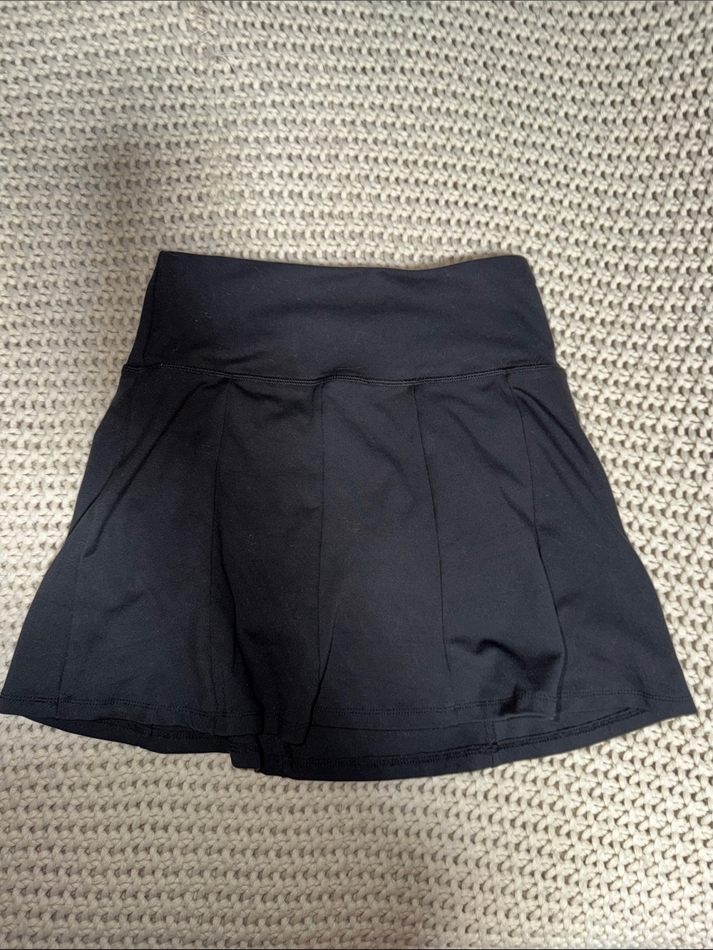 Daisy Fuentes Black Athletic Skort with Flared Panels
